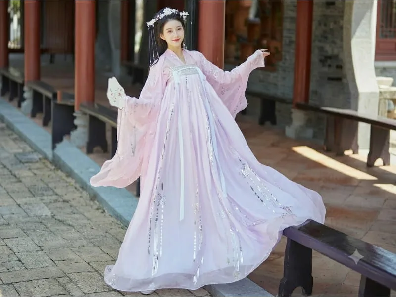 Hanfu – vẻ đẹp cổ điển và thanh nhã